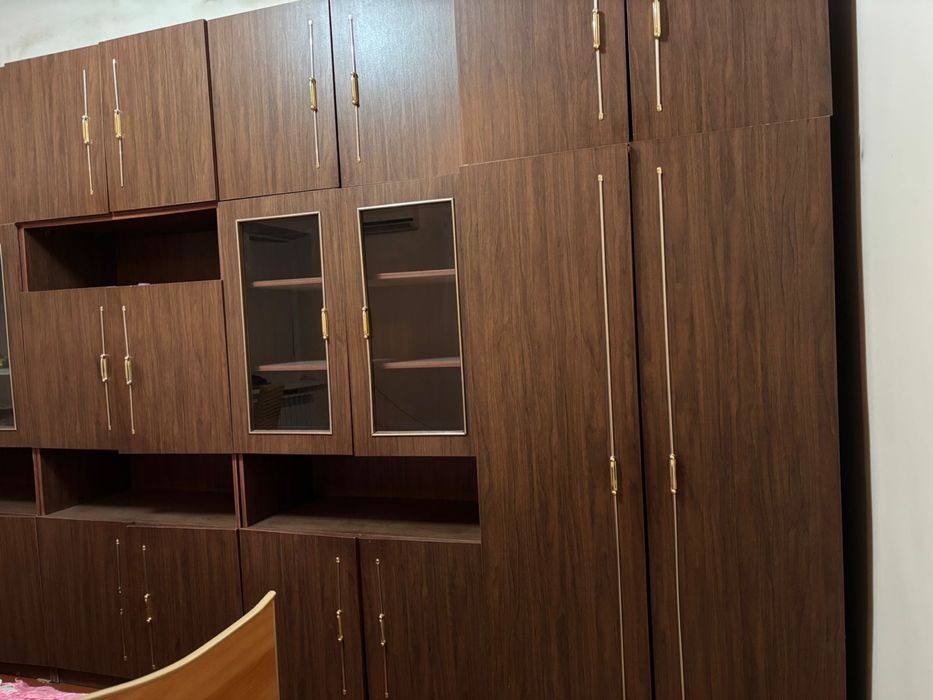 Стенка - шкаф для дома