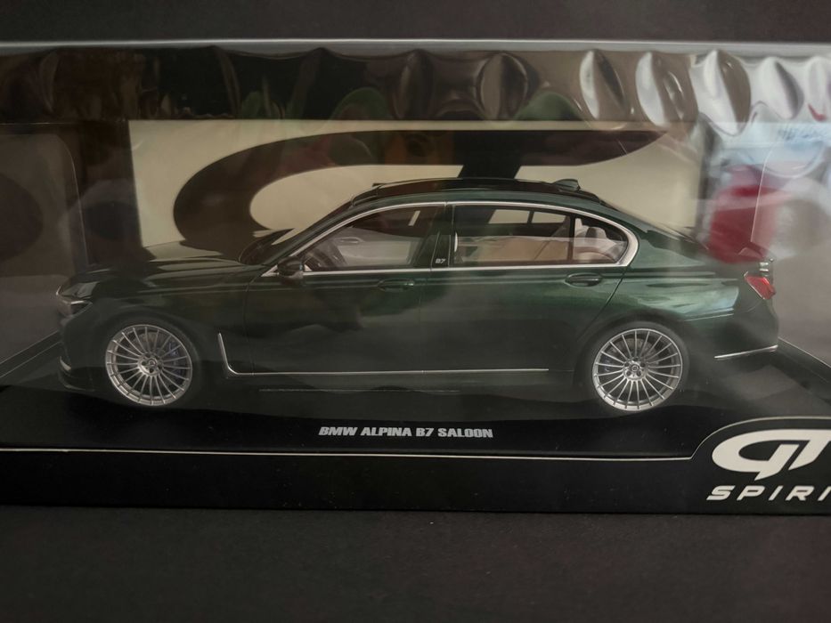 Macheta BMW Alpina B7 1/18 GT Spirit