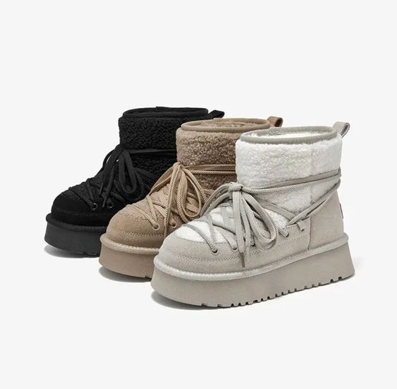 Угг чёрный цвета