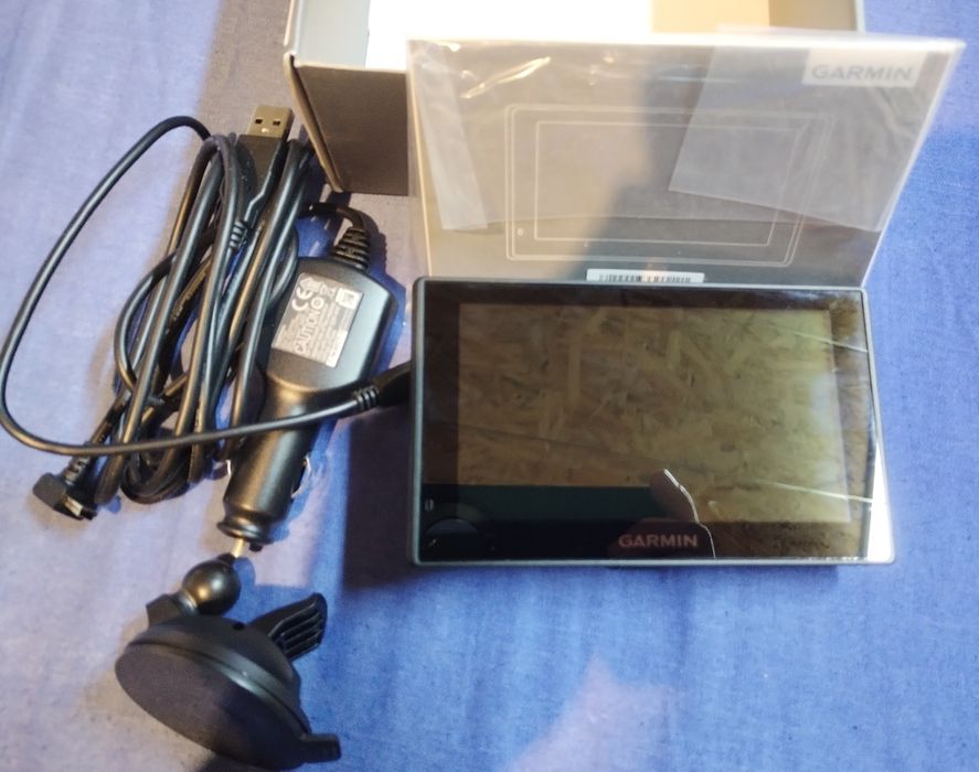 Sistem de navigatie Garmin DriveAssist 51 LMT-S