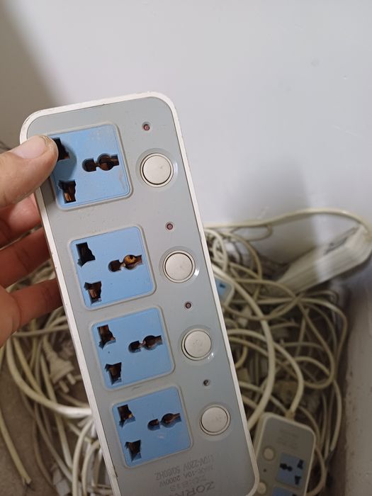 Резетки для компа оригналние кабели