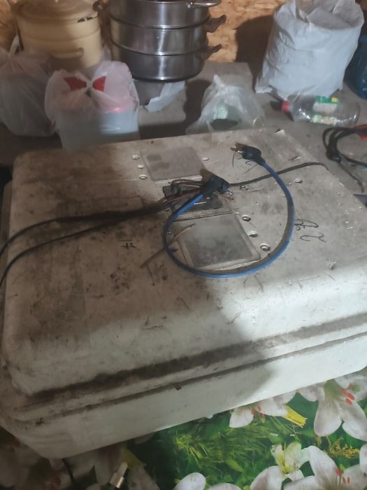 Продам инкубатор