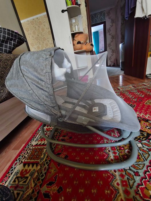 шезлонг детский автоматически.