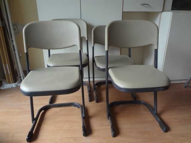 Комплект от 4 бр. градински стола