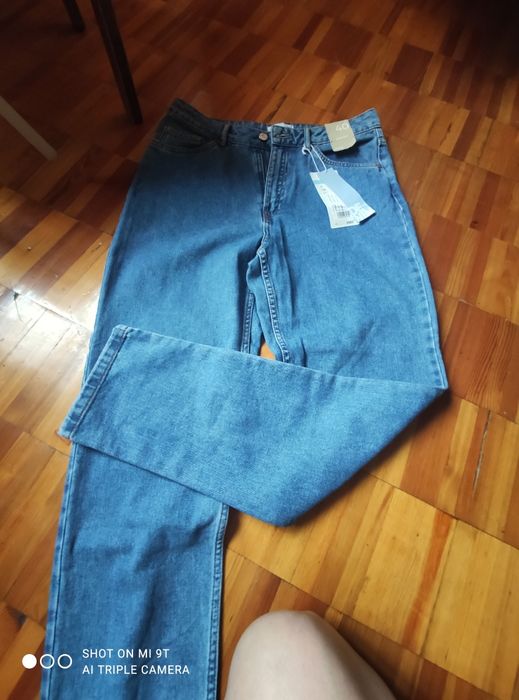 Продаю женские брюки( джинсы )-новые