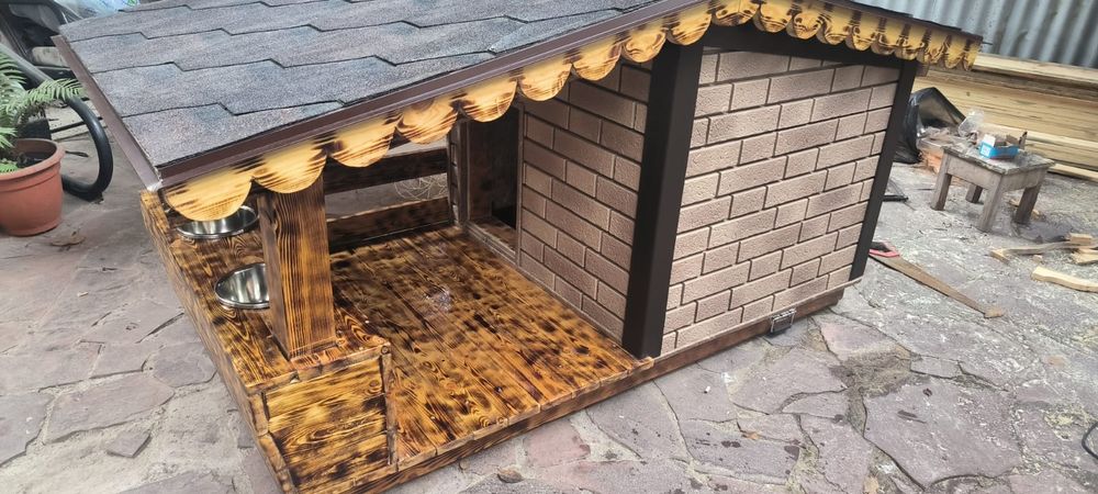 Будки для собак и кошек