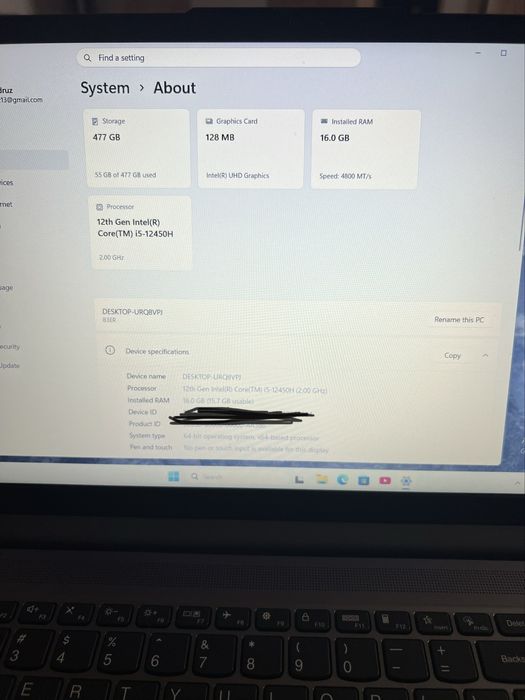Lenovo IdeaPad Slim i5-12450H / 16GB RAM / SSD 512GB / Win11