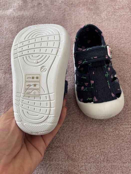 Детски сандали и обувки оригинални