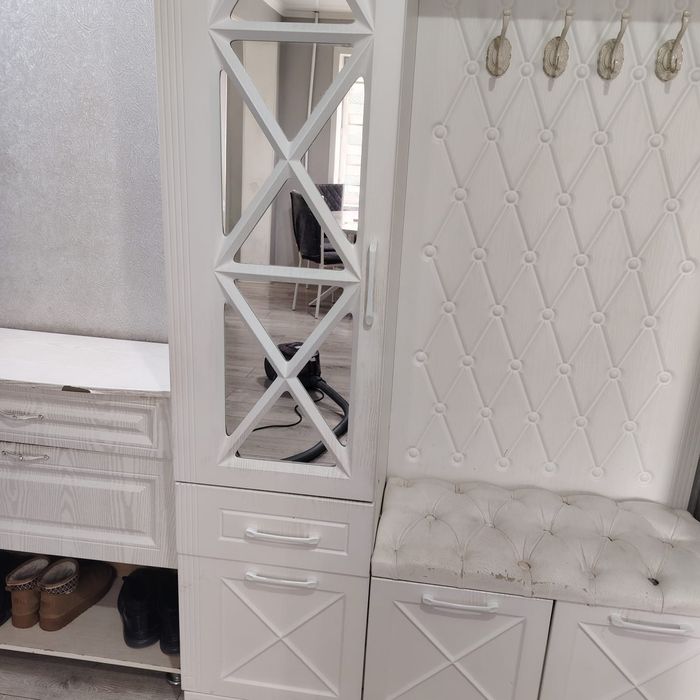 Продается прихожка