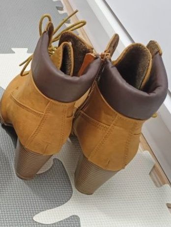 Botine din piele ,pentru dama, măsura 37, branț 24 cm , toc 8 cm