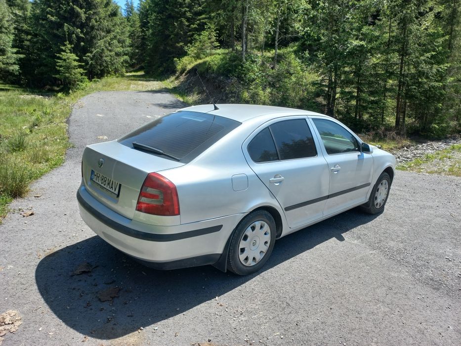 Vând Skoda Octavia 2 1.6 mpi