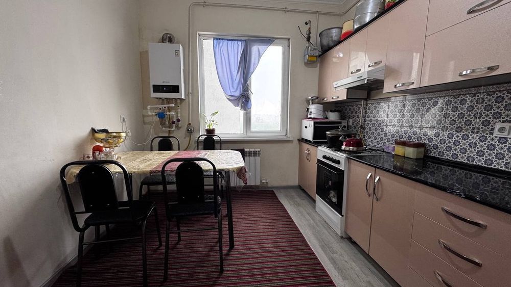 Motrid 3 xonali 4 etajda sotiladi