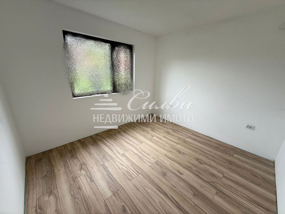 Продава се Къща в с. Радко Димитриево, Област Шумен - 60 кв.м за 1182 €/кв.м - Снимка #4