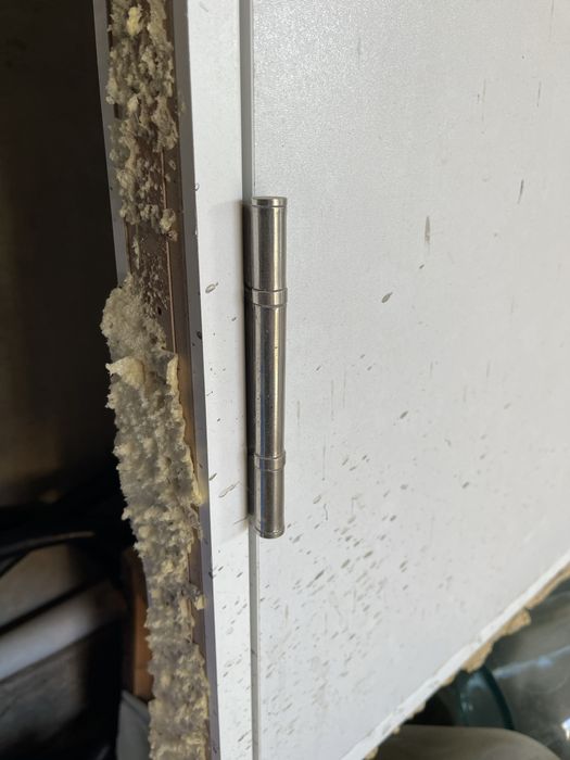 Eshik Продам меж комнатный дверь