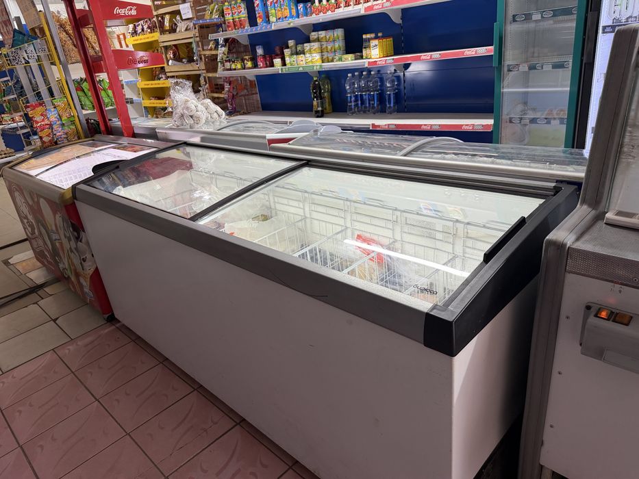 Продам оборудование для магазина