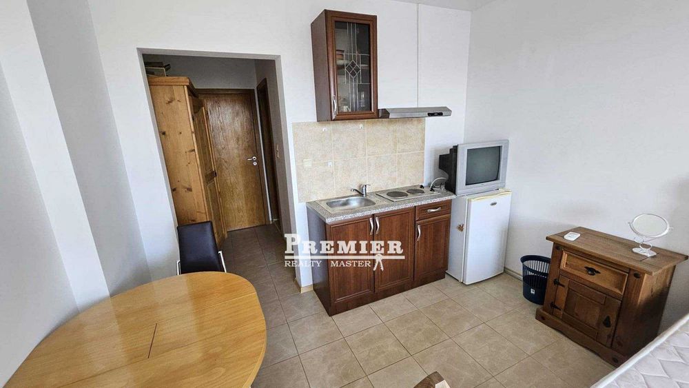 Продава се Едностаен апартамент в к.к. Слънчев бряг - 35 кв.м за 1229 €/кв.м - Снимка #2