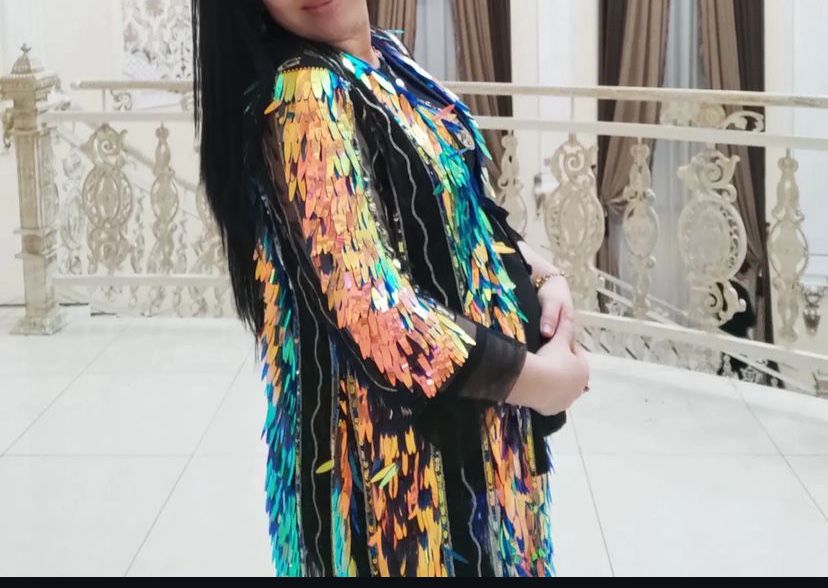 Кўйлак сотилади