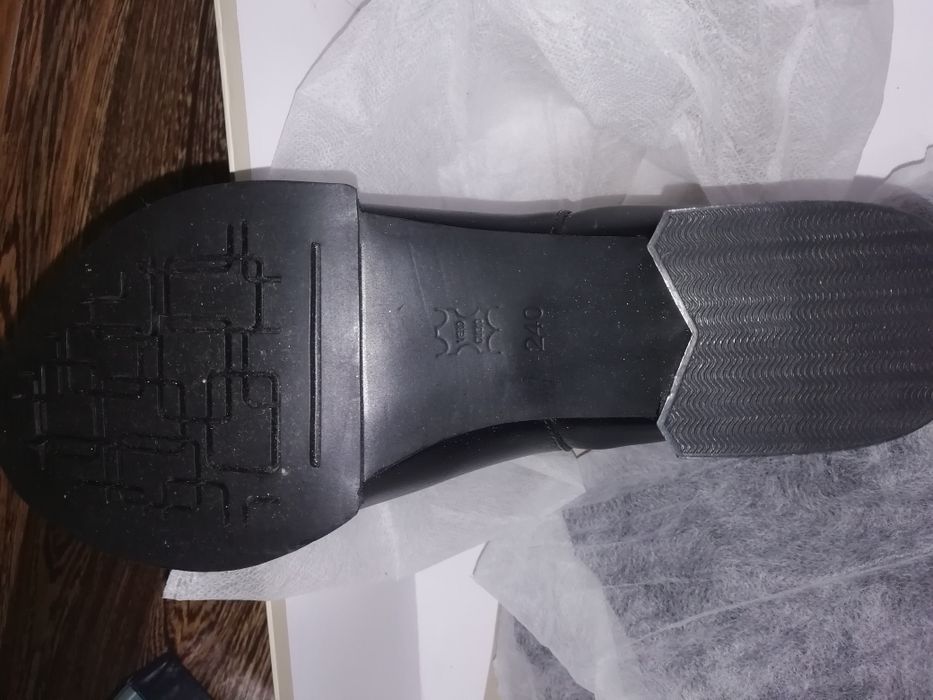 Полусапоги новые кожанные 37р