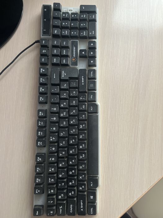 Клавиатура с подсветкой