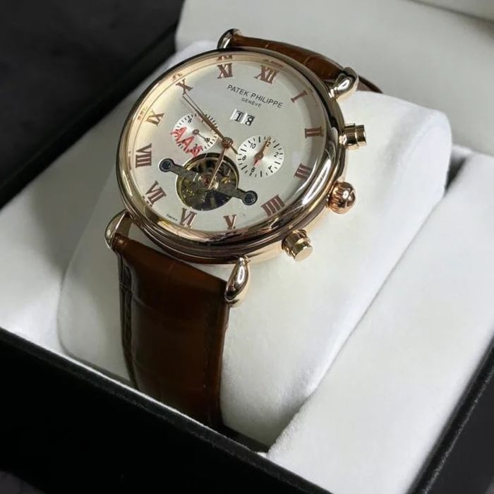 Наручные часы механические