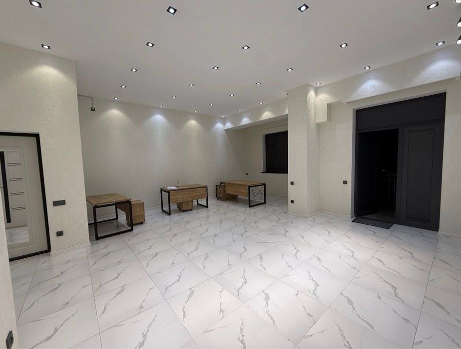 Срочно аренда Офис 1 этаж ул Махтумкули Макро