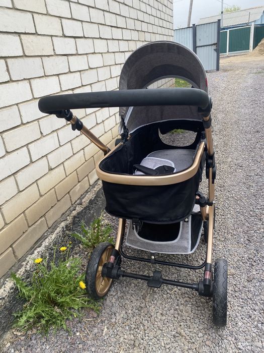 Детская коляска.