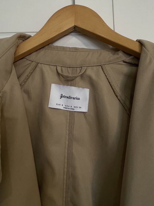 Тренч плащ Stradivarius