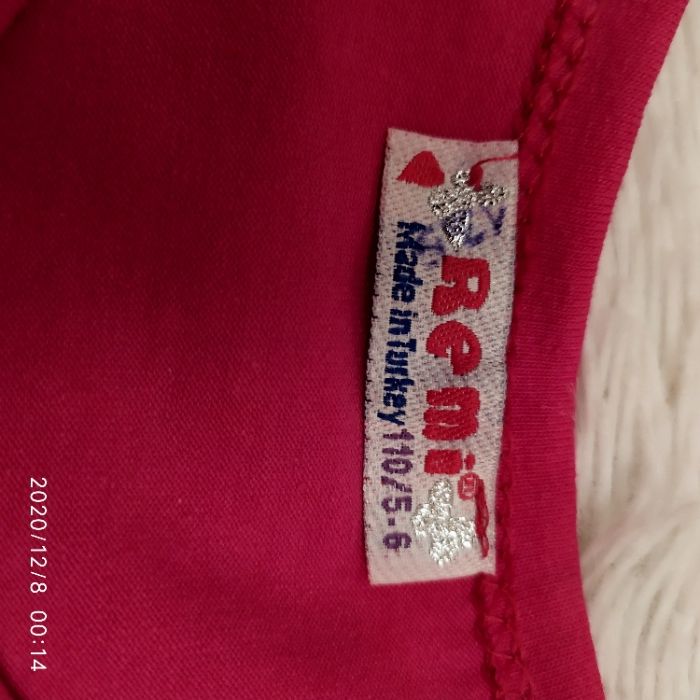 Платье новое на девочку д325