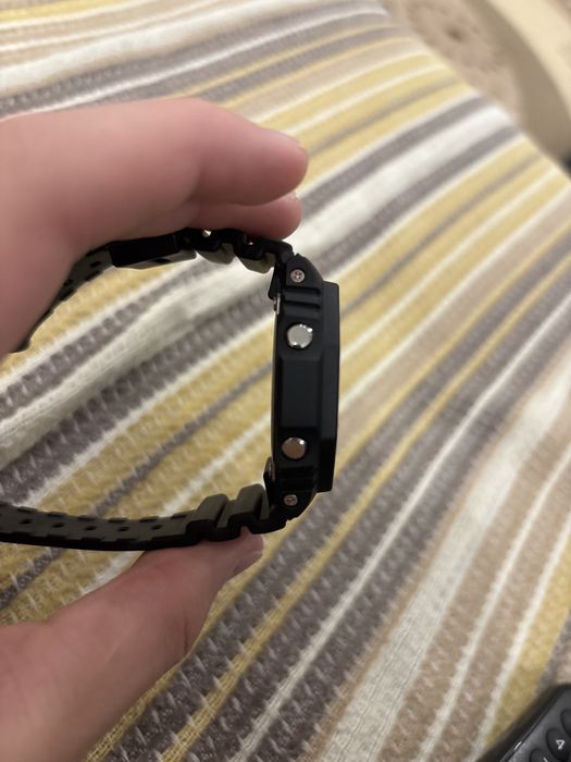 Casio g shock ga 2100