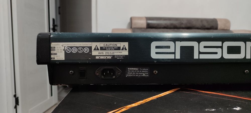 Enasoniq TS 10 Tezda Sotiladi !!!