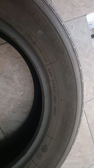 Продам летнее шины