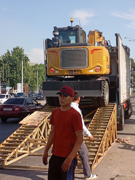 колёсныйЭКСКАВАТОР 85талик