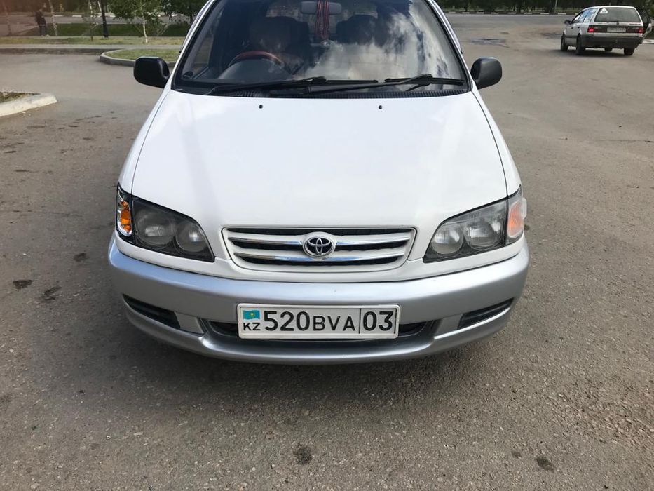 Тойота Ипсум продам