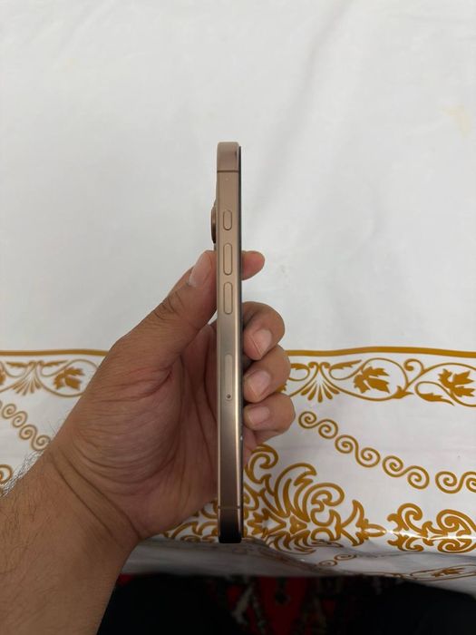 iPhone 16 Pro 128GB Ideal holatda, ehtiyotkorlik bilan ishlatilgan