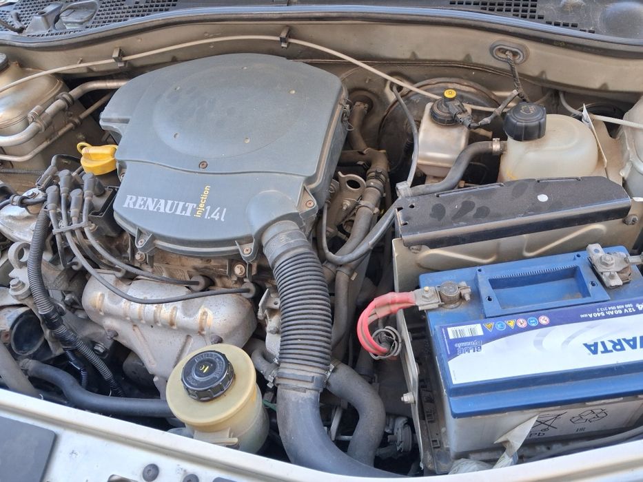 Vând Dacia Logan 1.4 MPI Laureate – Unic Proprietar – 150.340 km – Aer Condiționat