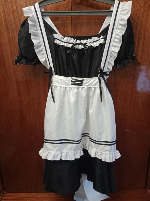 Продаю костюм горничной б/у