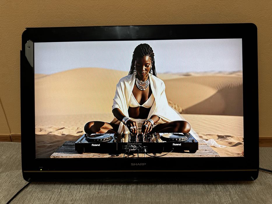 Телевизор Sharp диагональ примерно 81 см 32 дюйма