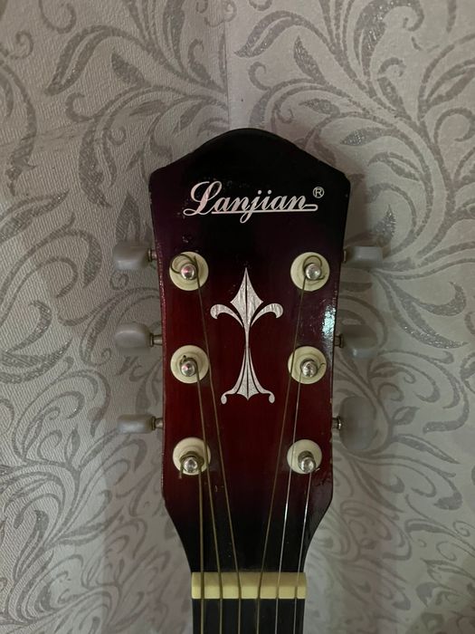 Акустикалық гитара