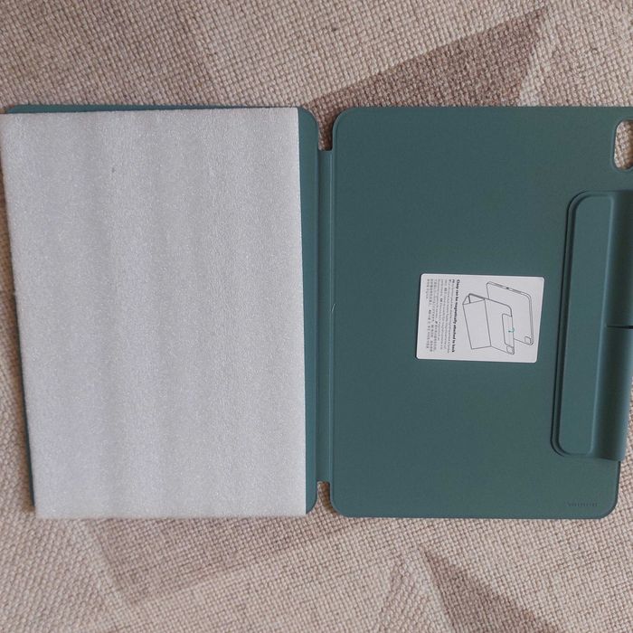 ESR for iPad Air 11 Inch Case M4/M3/M2 (2026/2025/2024), Removable Magnetic Cover, Green