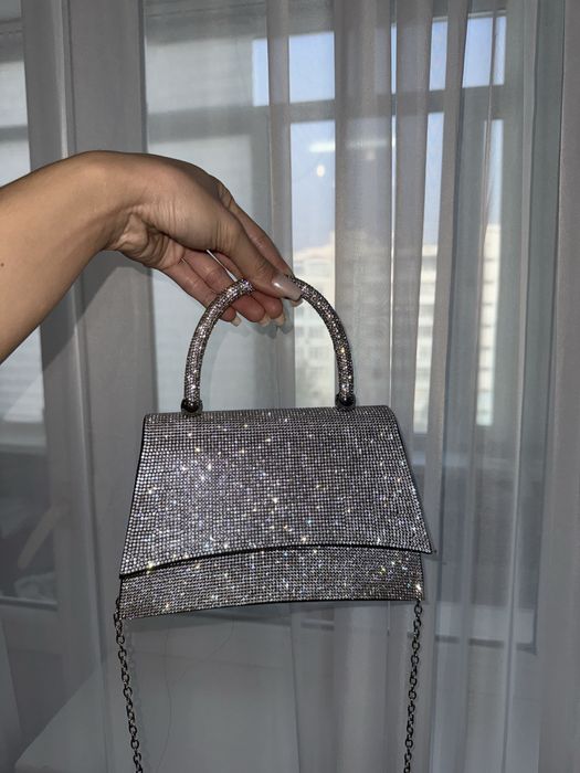 Сумочка со стразами (блестящая)