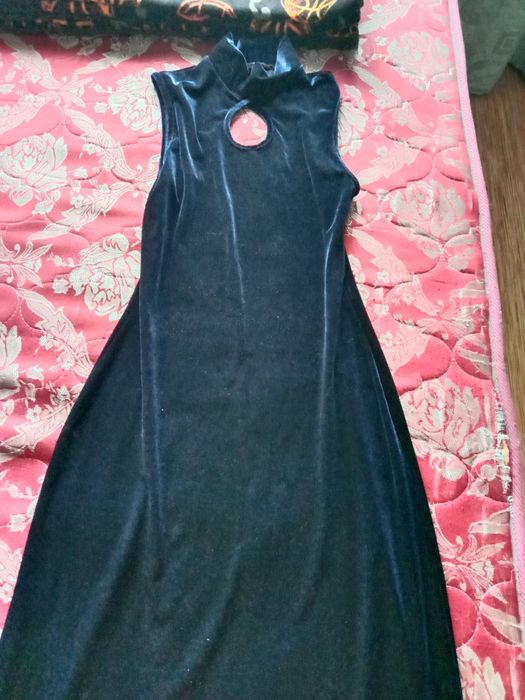 Продам платье длинное