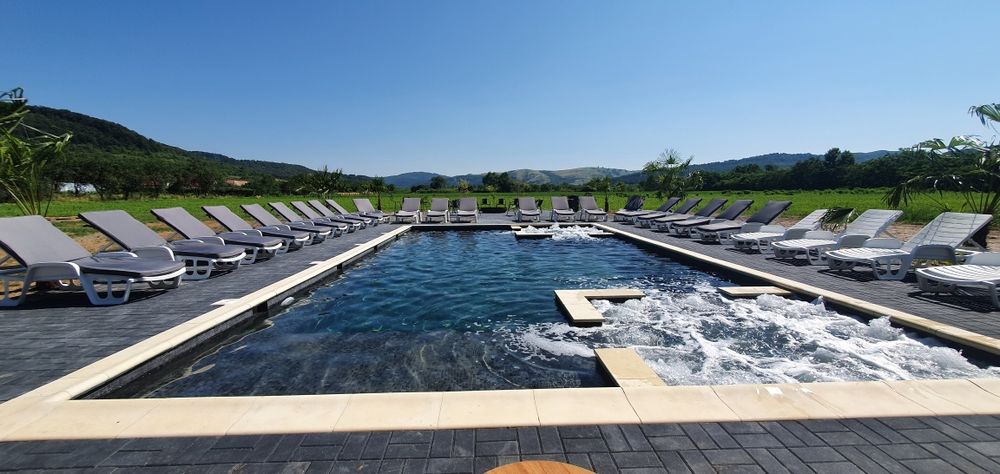 cabana cu piscina jacuzzi pool party foc tabara 31 locuri