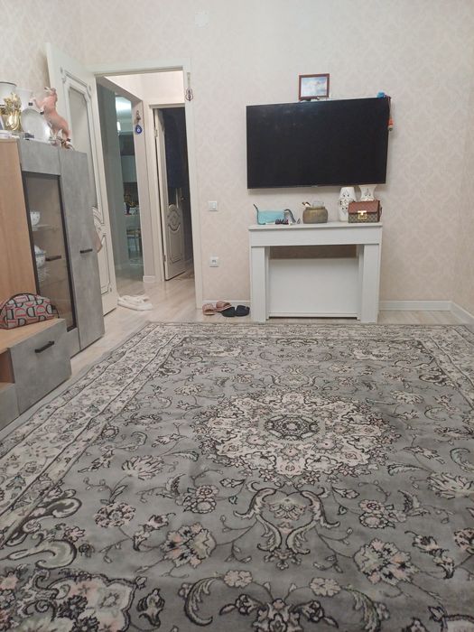 Продается 2-комн квартира