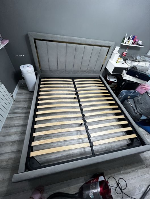 Продам кровать двухспальная