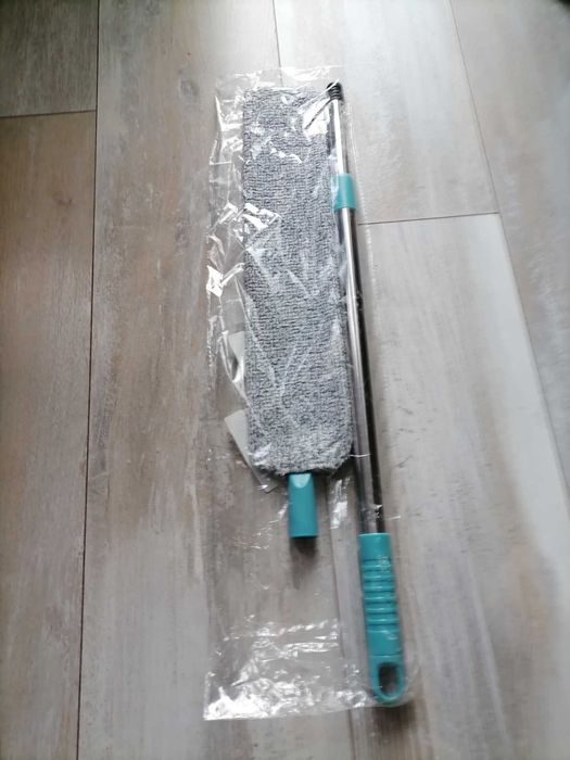 Mop pentru praf subtire ideal pentru spatii inguste
