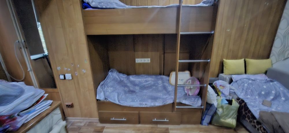 Кровать 2-х ярусная.