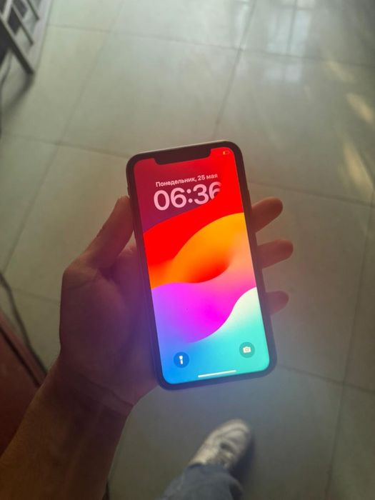 Продам iPhone 11