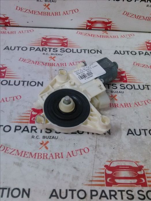 motoras macara geam usa stanga fata mercedes benz e class an fabr. 2011