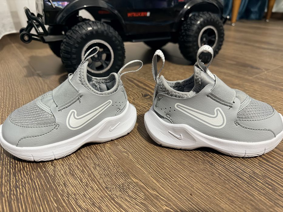 Asidasi Nike marimea 21 unisex