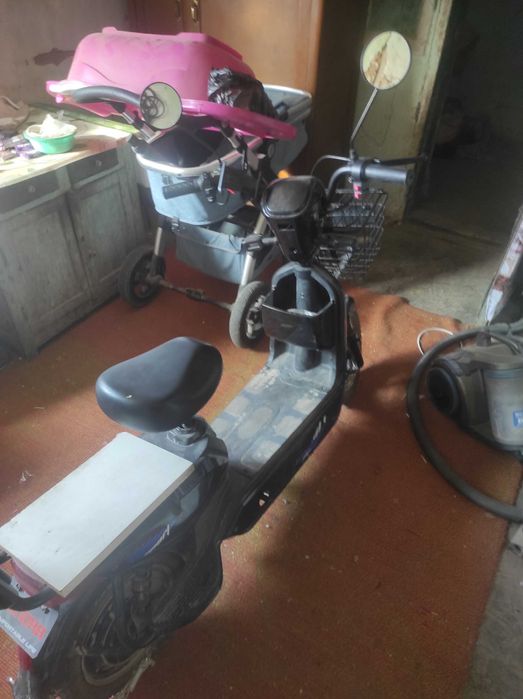 Электро скутер хорошее состояние